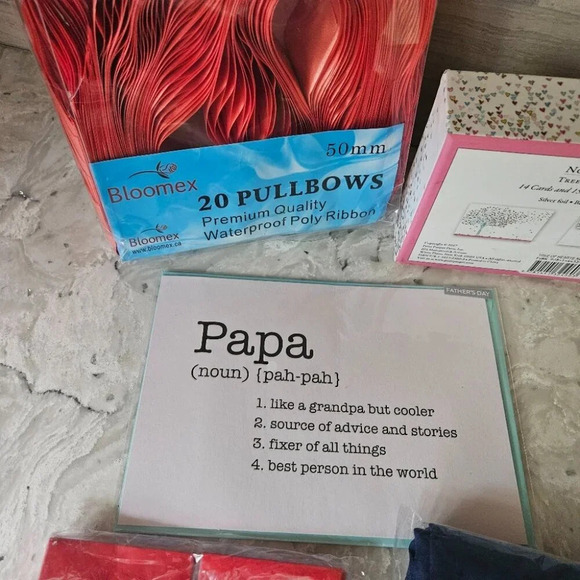 Miscellaneous Gift Wrap, Cards,  Bows, Boxes - Picture 7 of 8